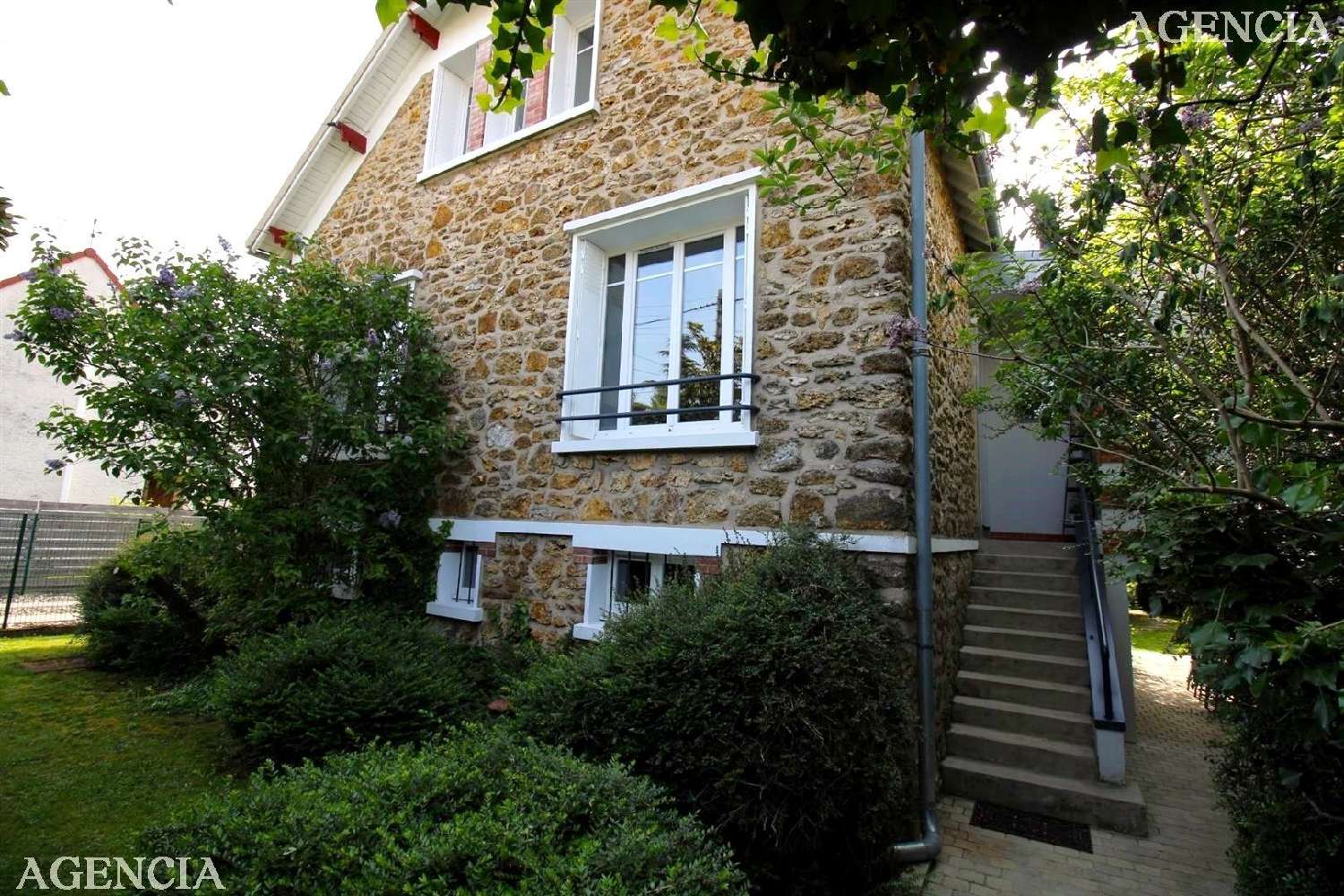  te koop huis Rampillon Seine-et-Marne 1