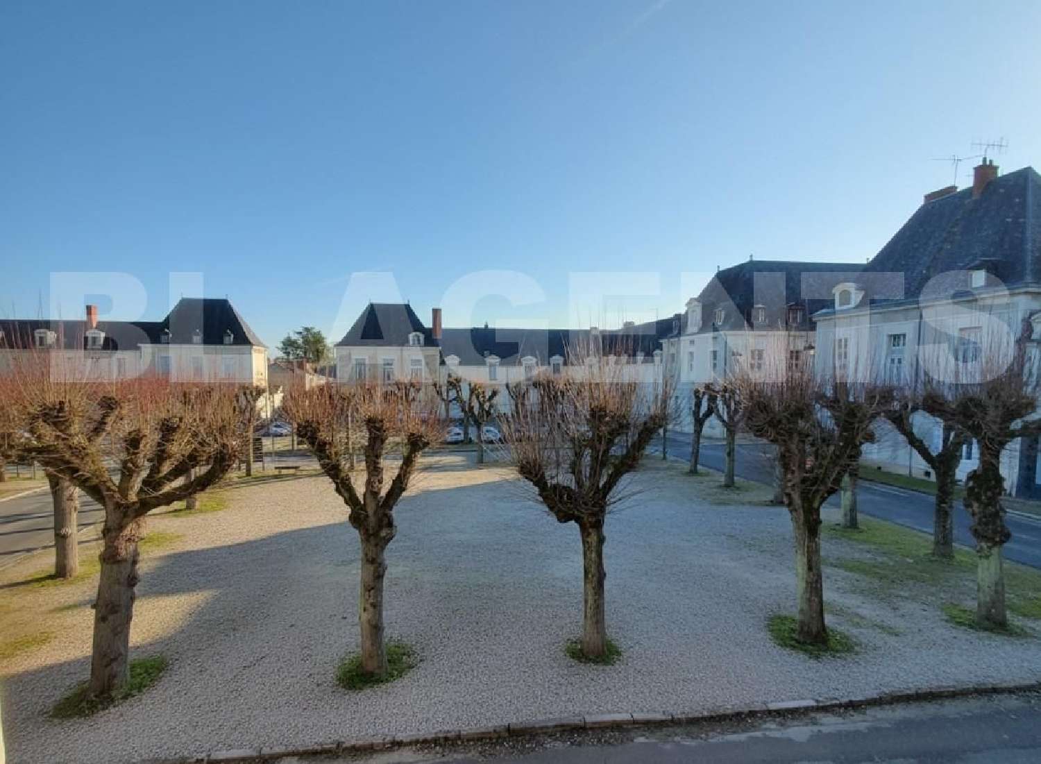  à vendre maison Richelieu Indre-et-Loire 1