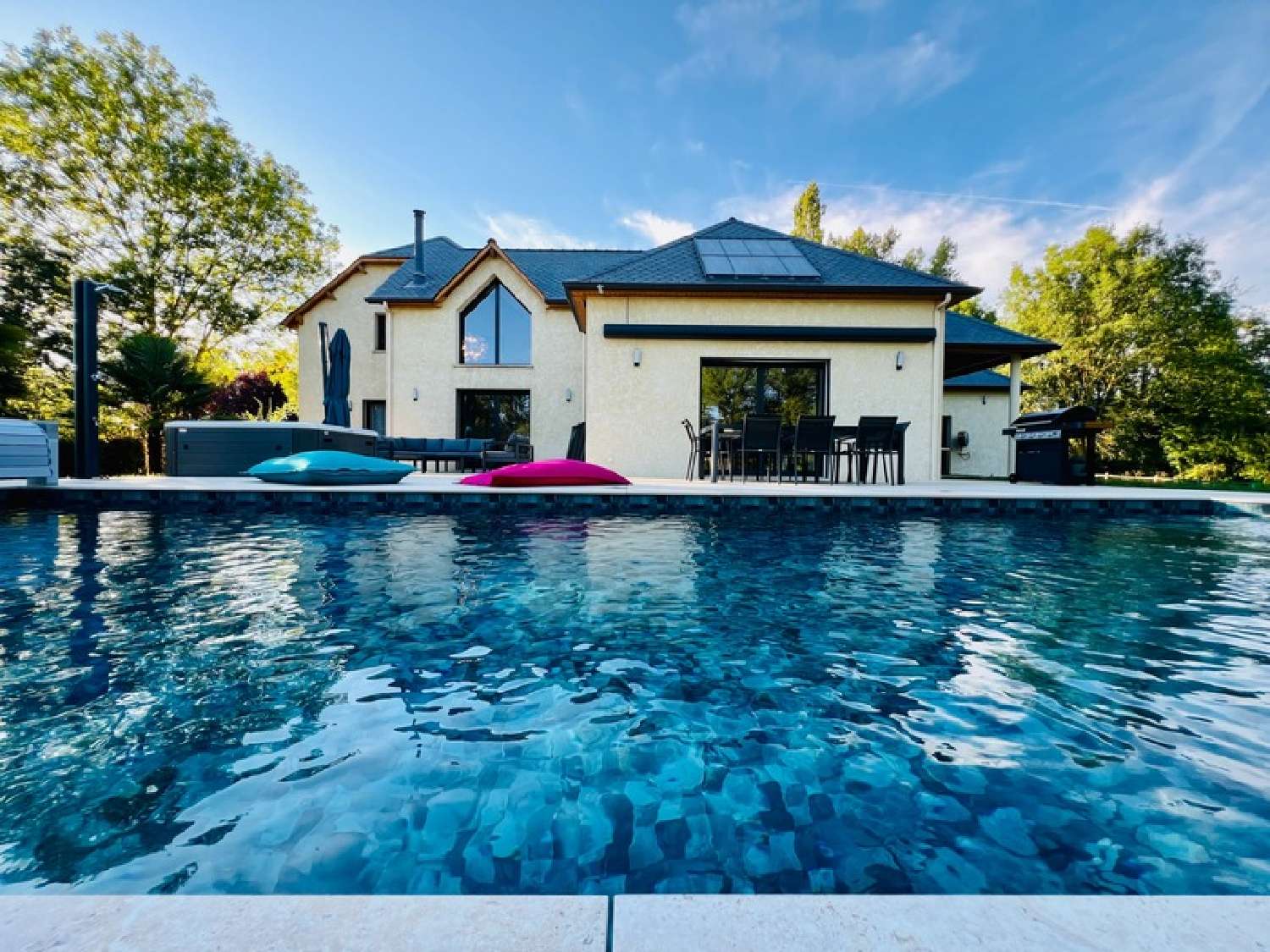  te koop huis Roussennac Aveyron 1