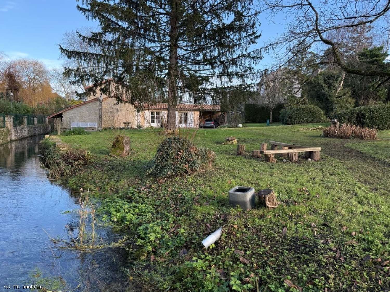  te koop huis Ruffec Charente 6