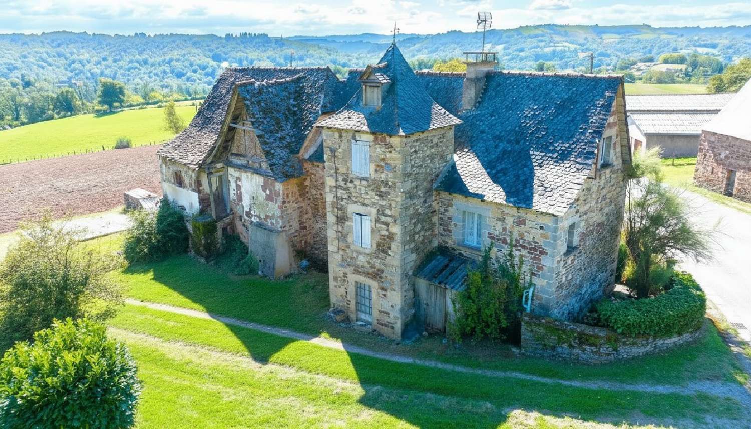  à vendre maison Saint-Cyprien-sur-Dourdou Aveyron 4