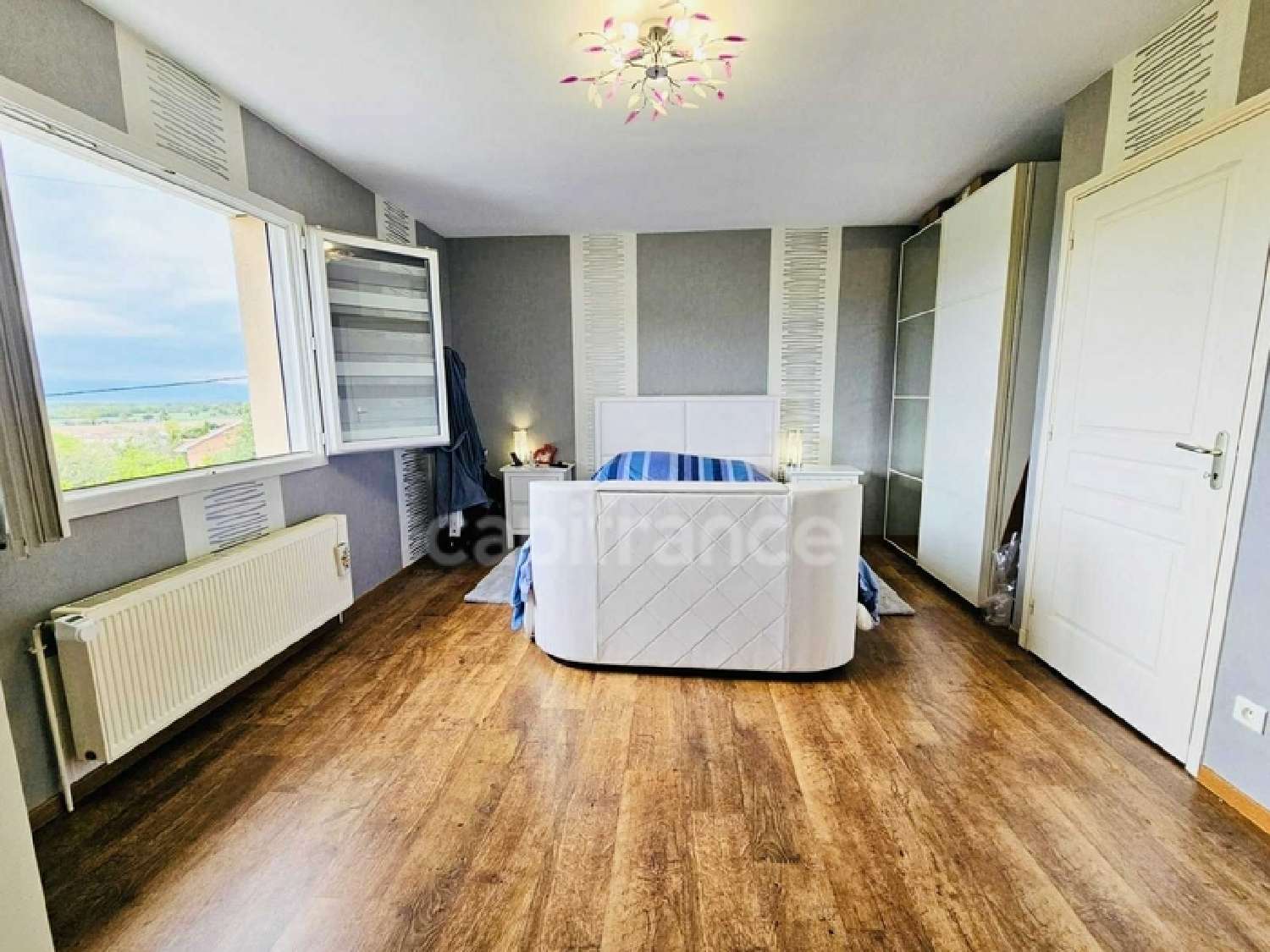 for sale house Saint-Cyr-les-Vignes Loire 7