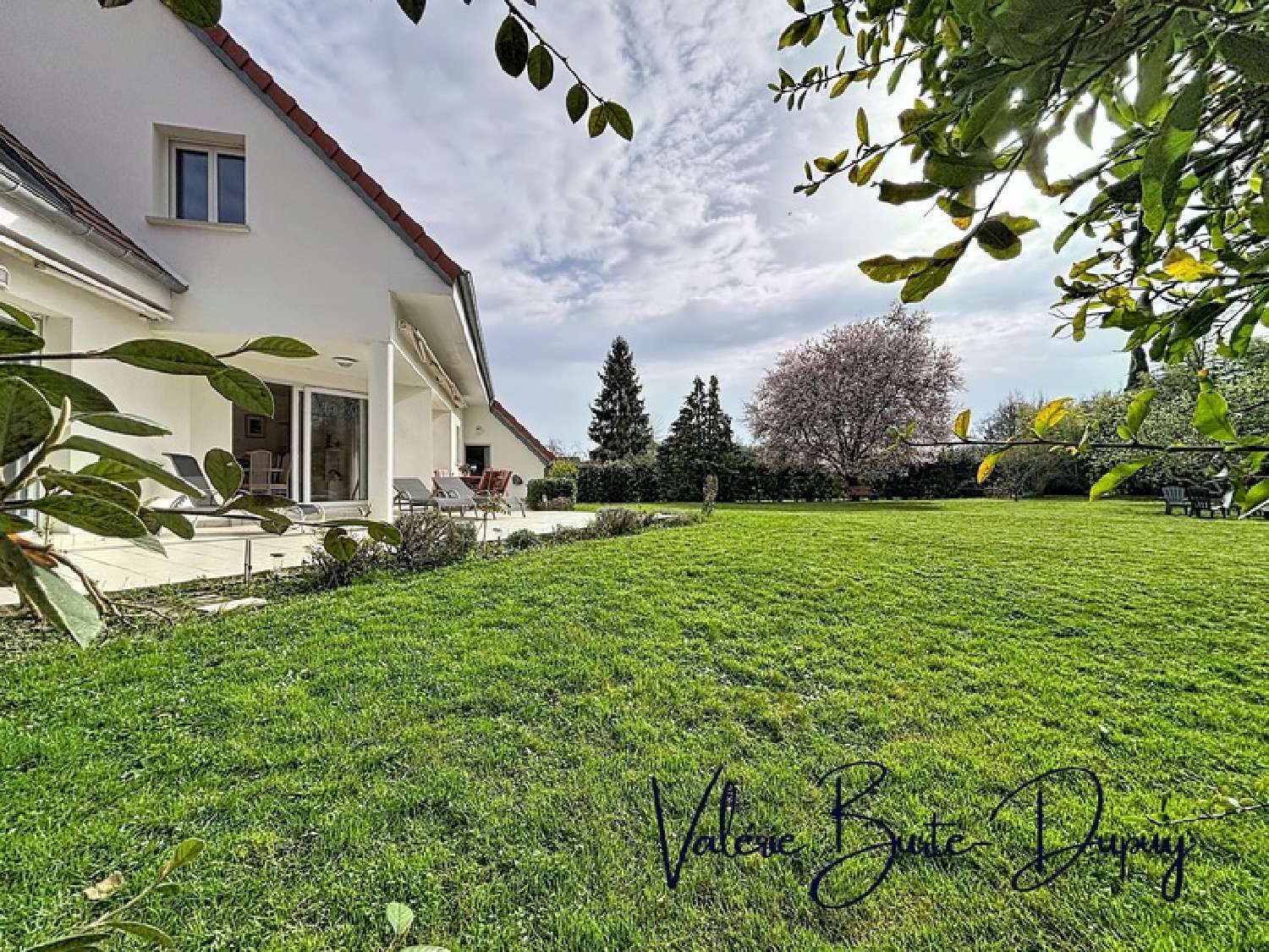 à vendre maison Saint-Denis-en-Val Loiret 1