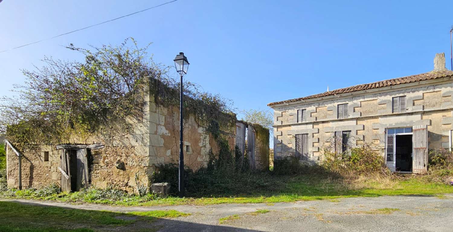 à vendre maison Saint-Dizant-du-Gua Charente-Maritime 5