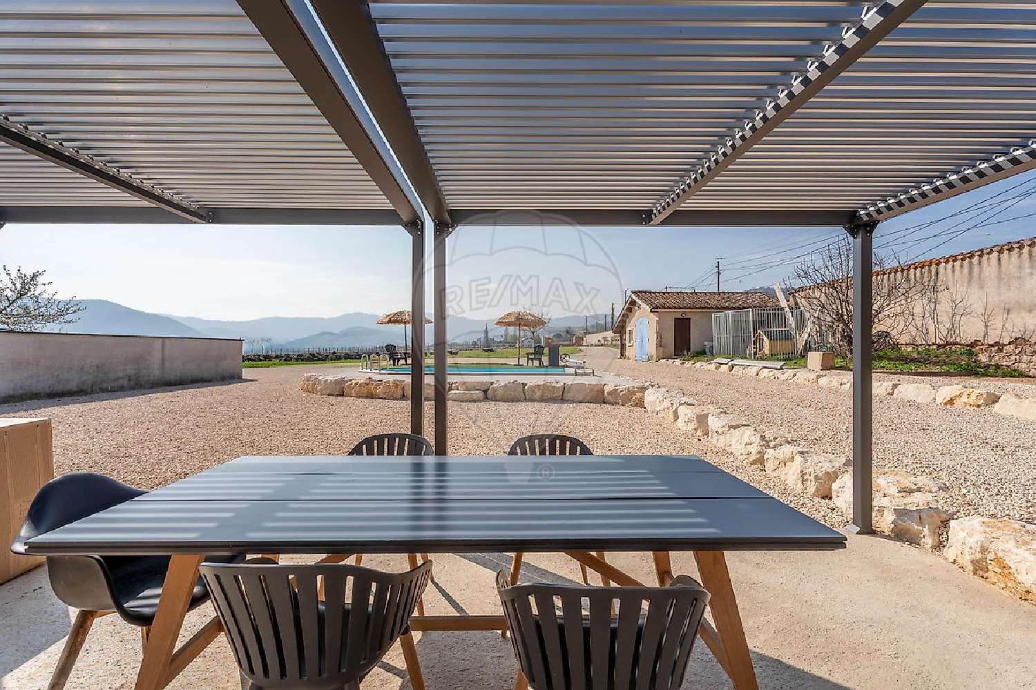 à vendre maison Saint-Étienne-la-Varenne Rhône 3