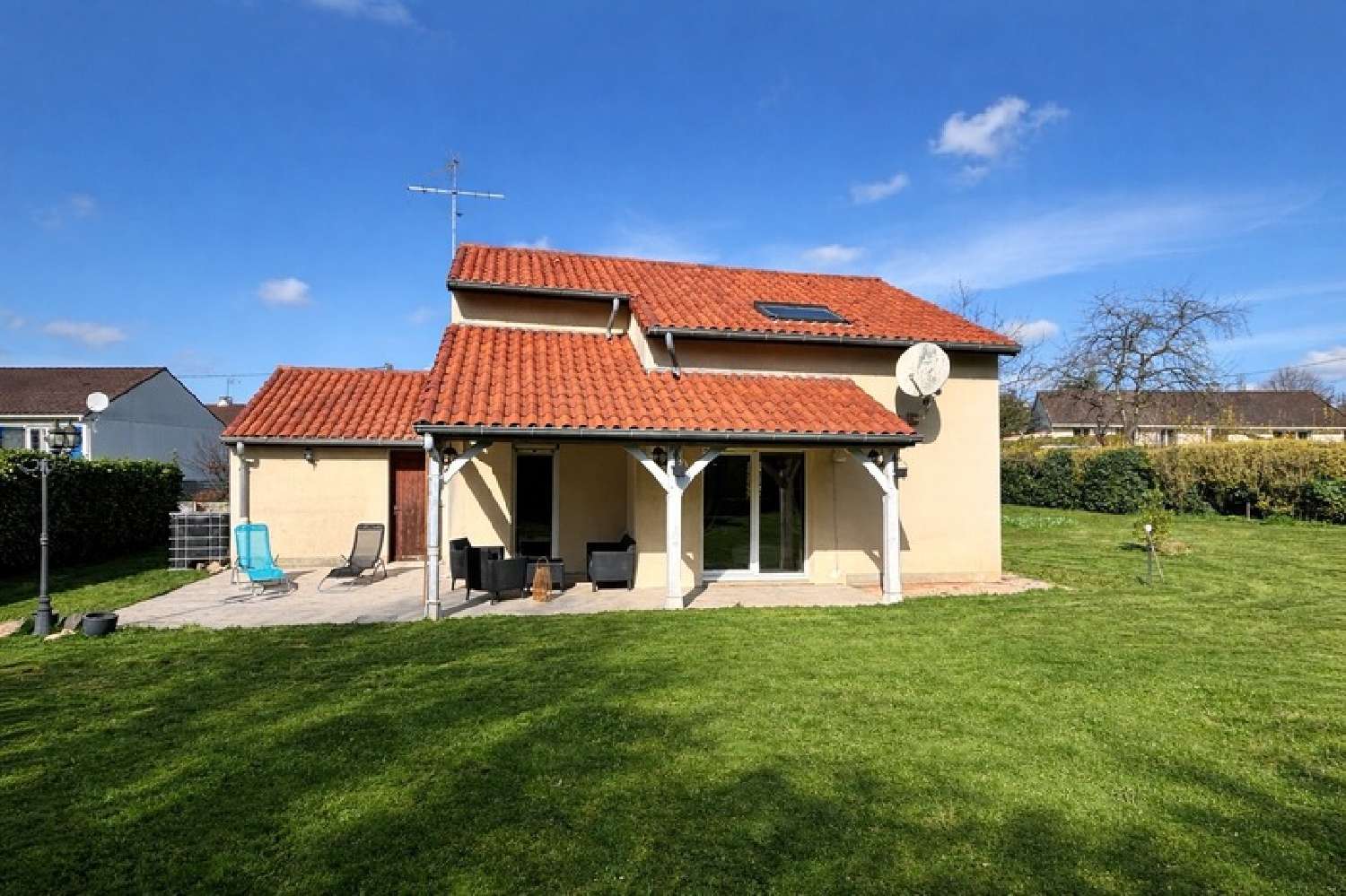 à vendre maison Saint-Gengoux-le-National Saône-et-Loire 1