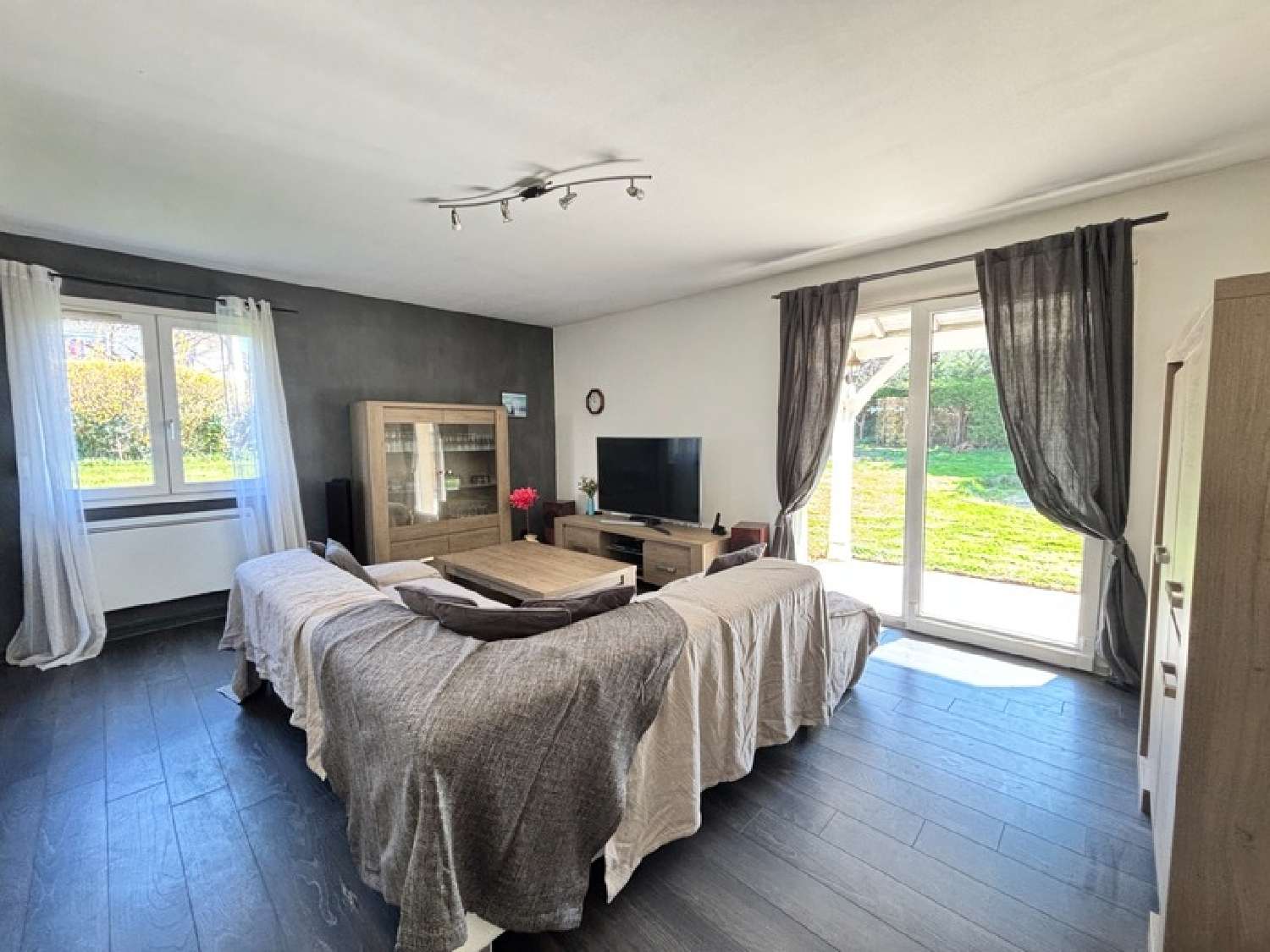 à vendre maison Saint-Gengoux-le-National Saône-et-Loire 2