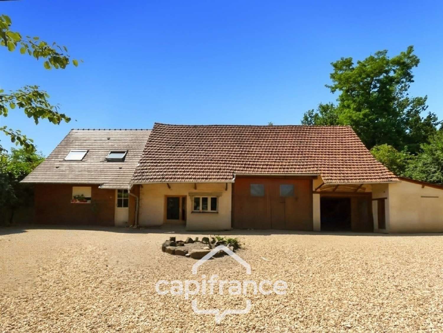 te koop huis Saint-Germain-du-Bois Saône-et-Loire 1