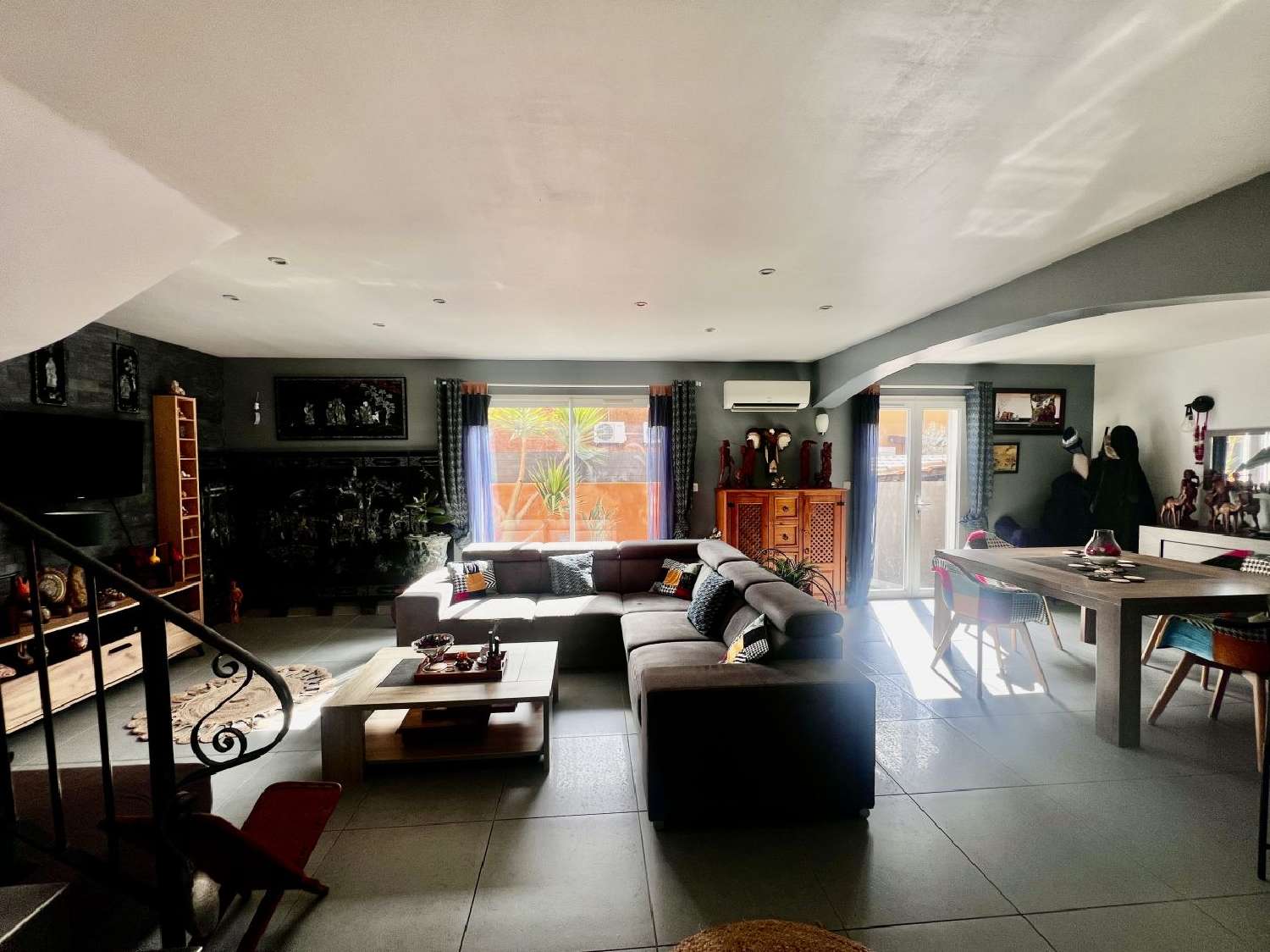  for sale house Saint-Gilles Gard 3