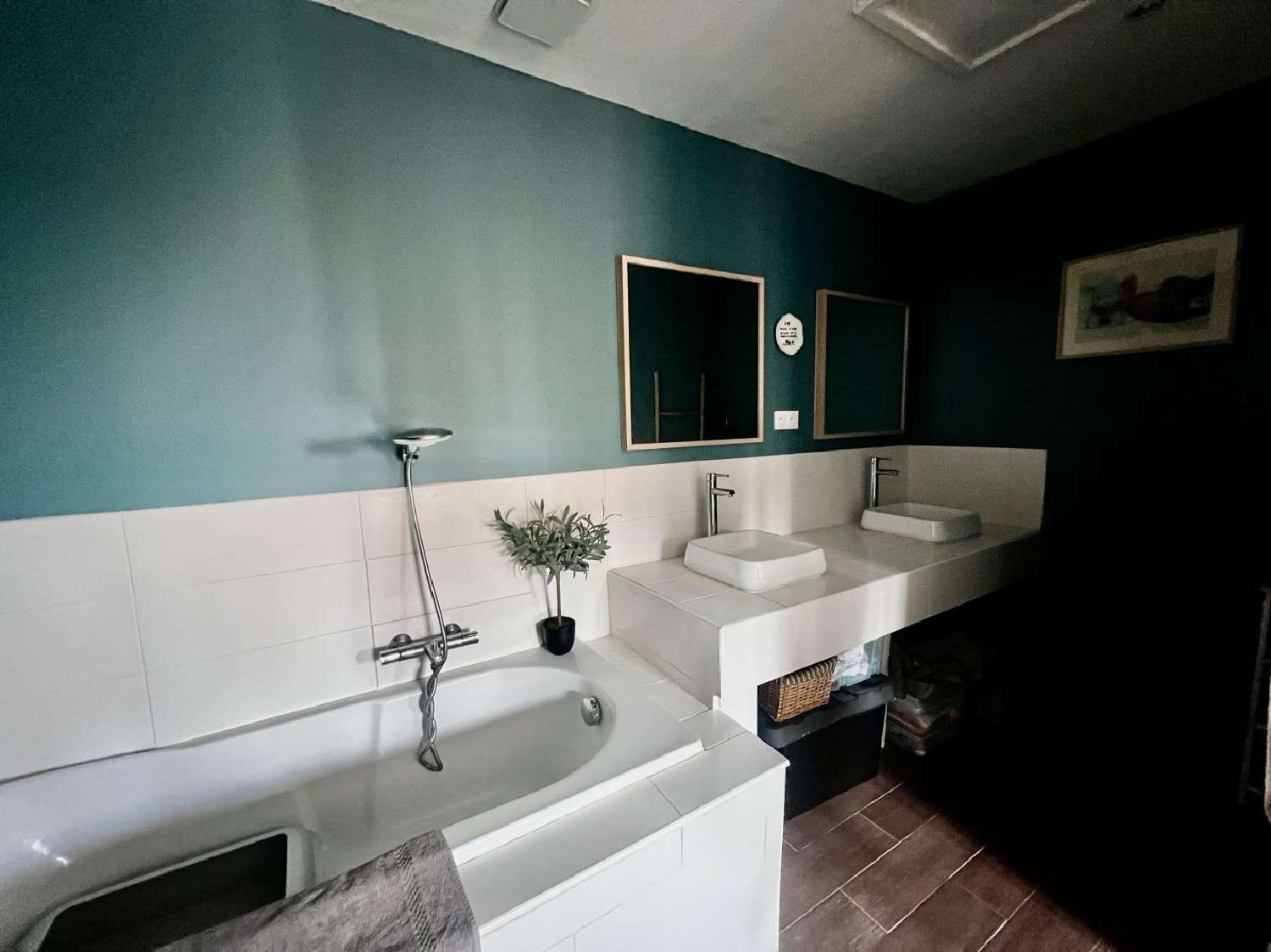  for sale house Saint-Gilles Gard 5