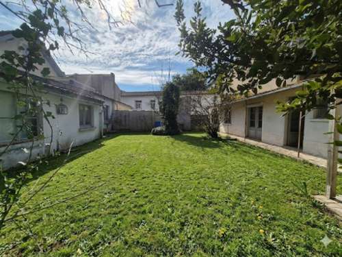 Saint-Jean-d'Angély Charente-Maritime maison foto 7298147