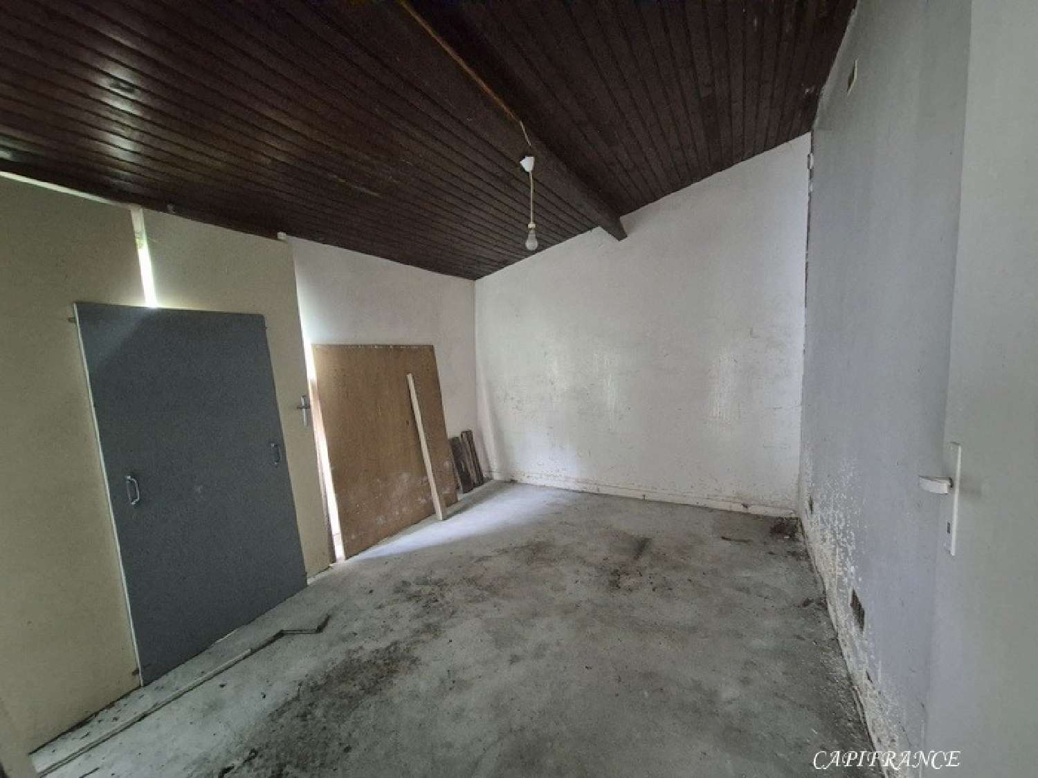 à vendre maison Saint-Jean-d'Angély Charente-Maritime 3