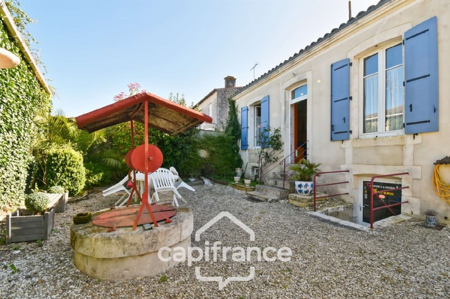  à vendre maison Saint-Jean-d'Angély Charente-Maritime 1