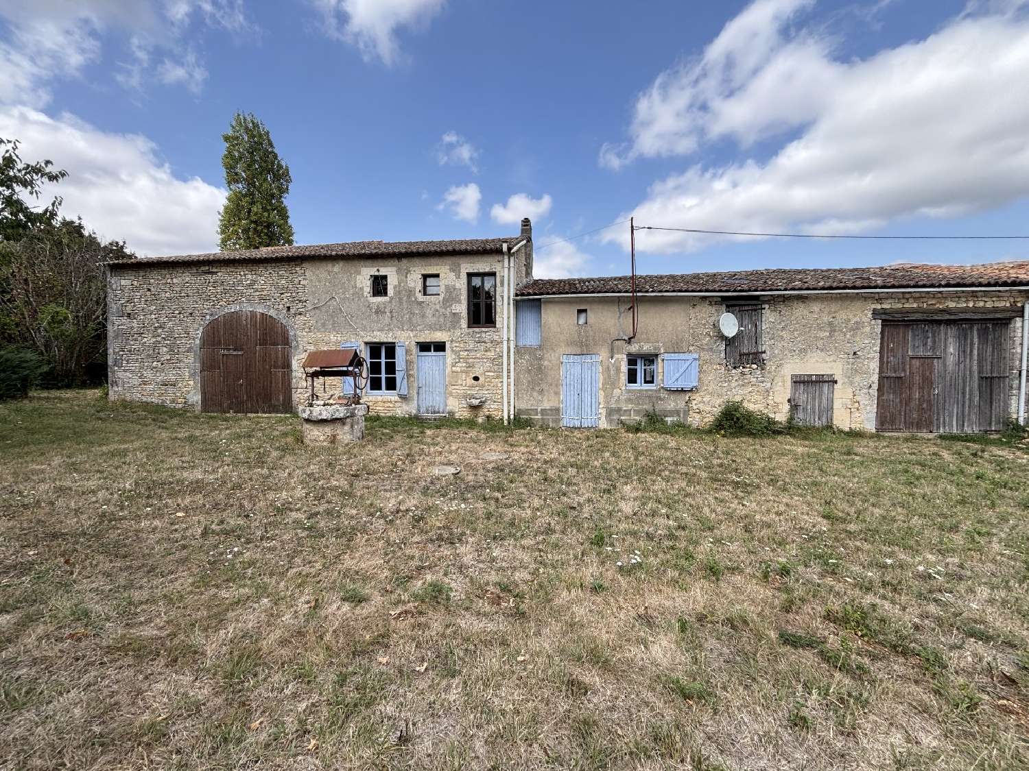  te koop huis Saint-Martin-du-Clocher Charente 1