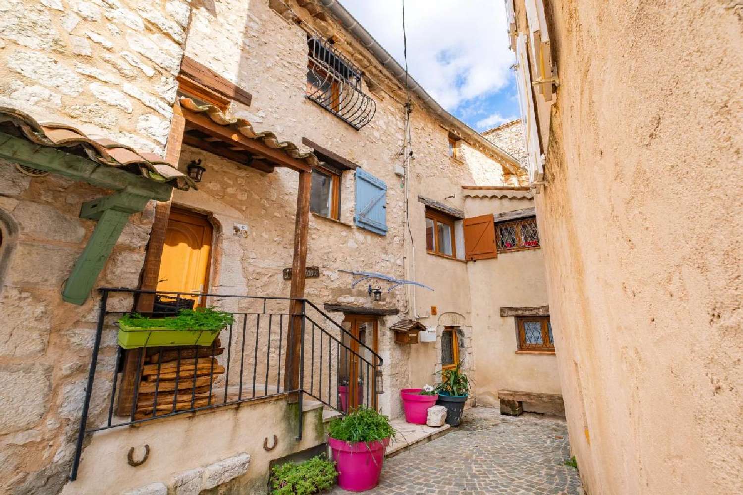 te koop huis Saint-Vallier-de-Thiey Alpes-Maritimes 1