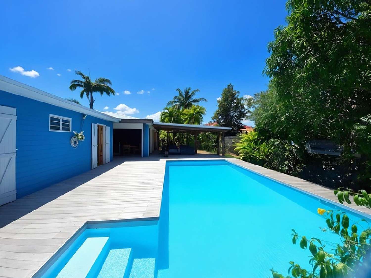  te koop huis Sainte-Anne Guadeloupe 1