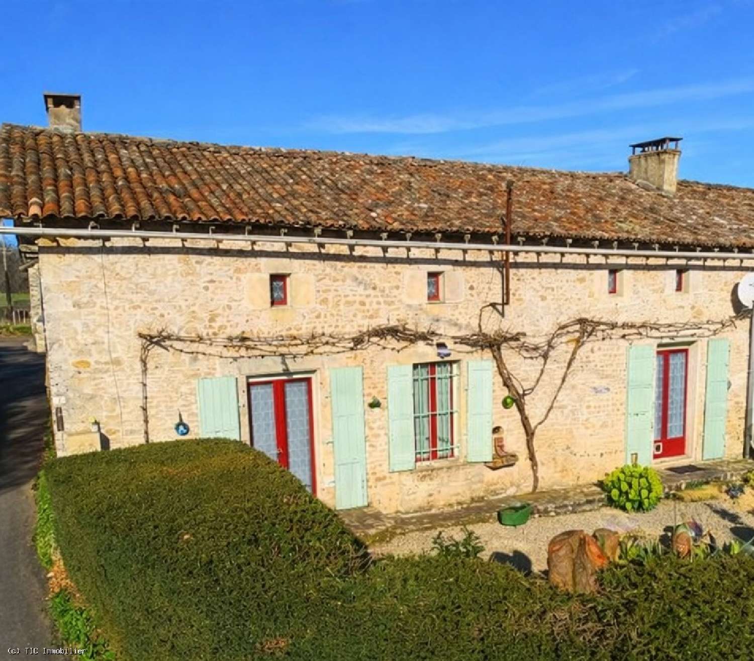 à vendre maison Sauzé-Vaussais Deux-Sèvres 1
