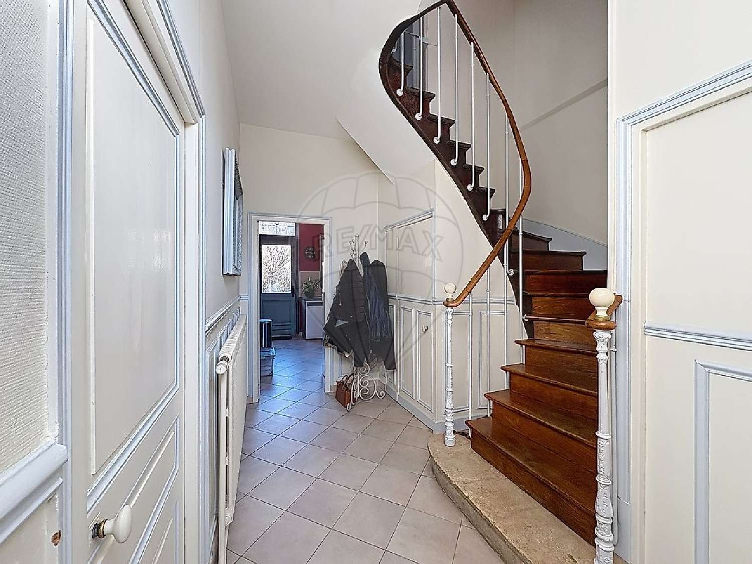  for sale house Sens Yonne 2