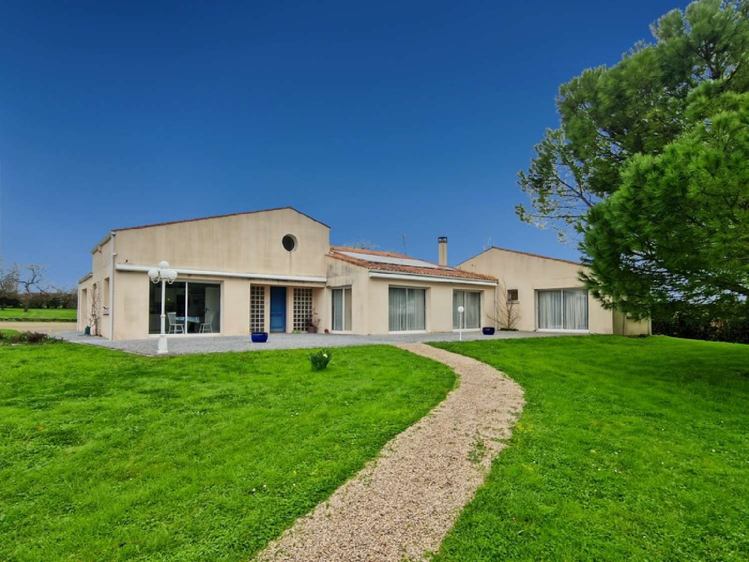 te koop huis Surgères Charente-Maritime 3