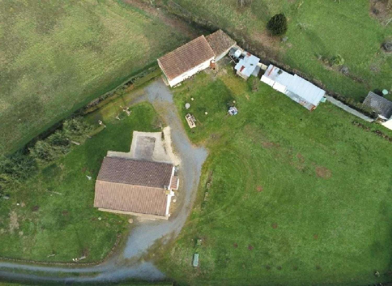  à vendre maison Theil-Rabier Charente 4