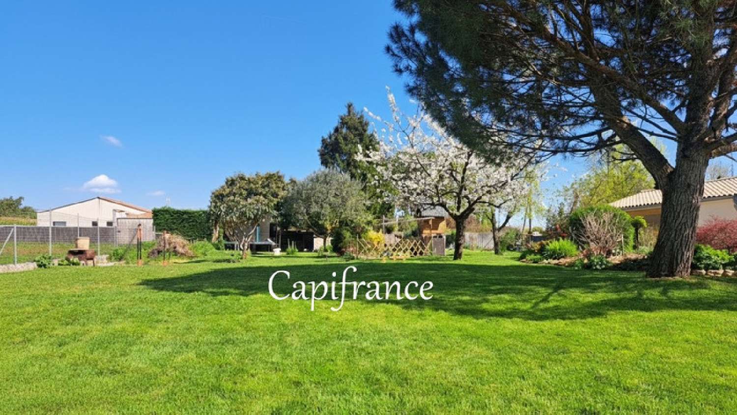 à vendre maison Thénac Charente-Maritime 2