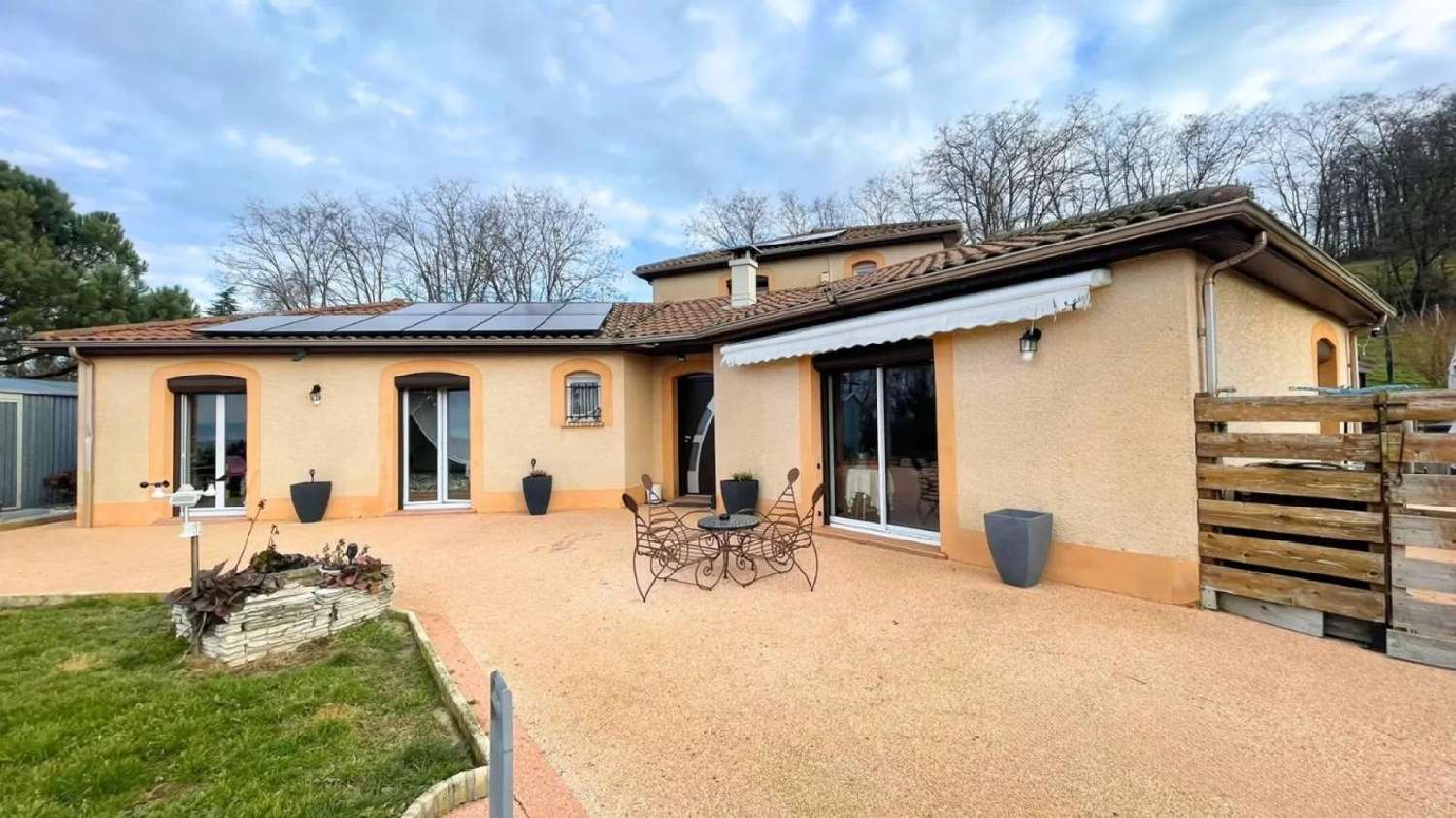  te koop huis Thizy Rhône 1