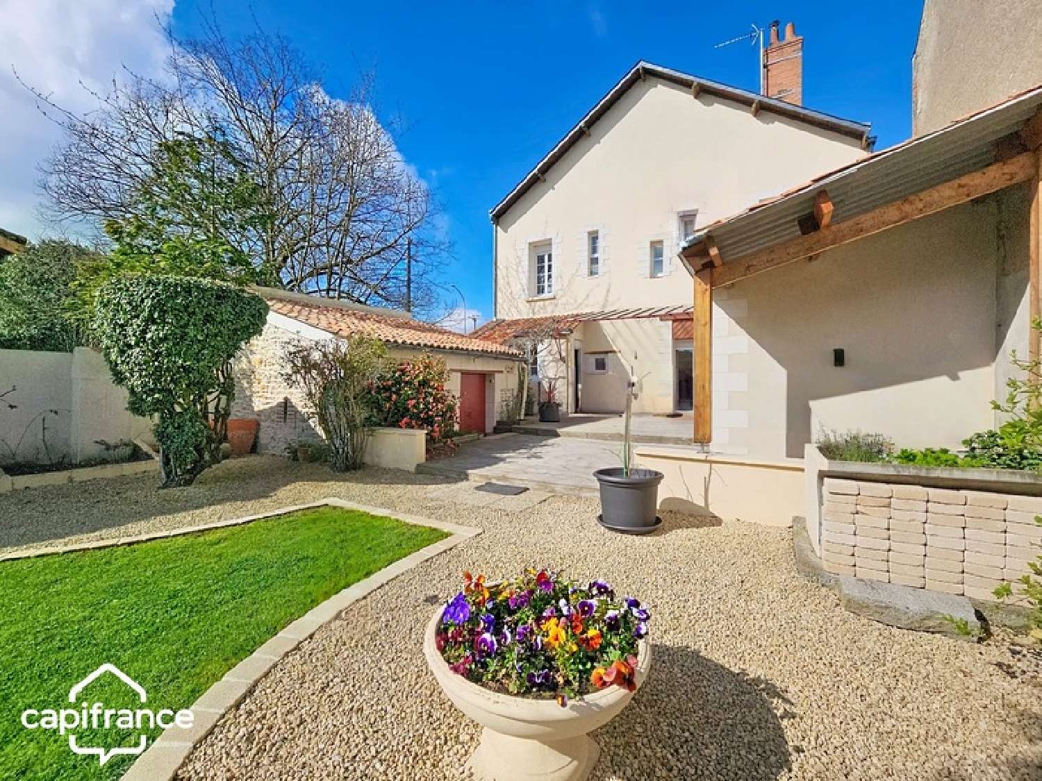  te koop huis Thouars Deux-Sèvres 1