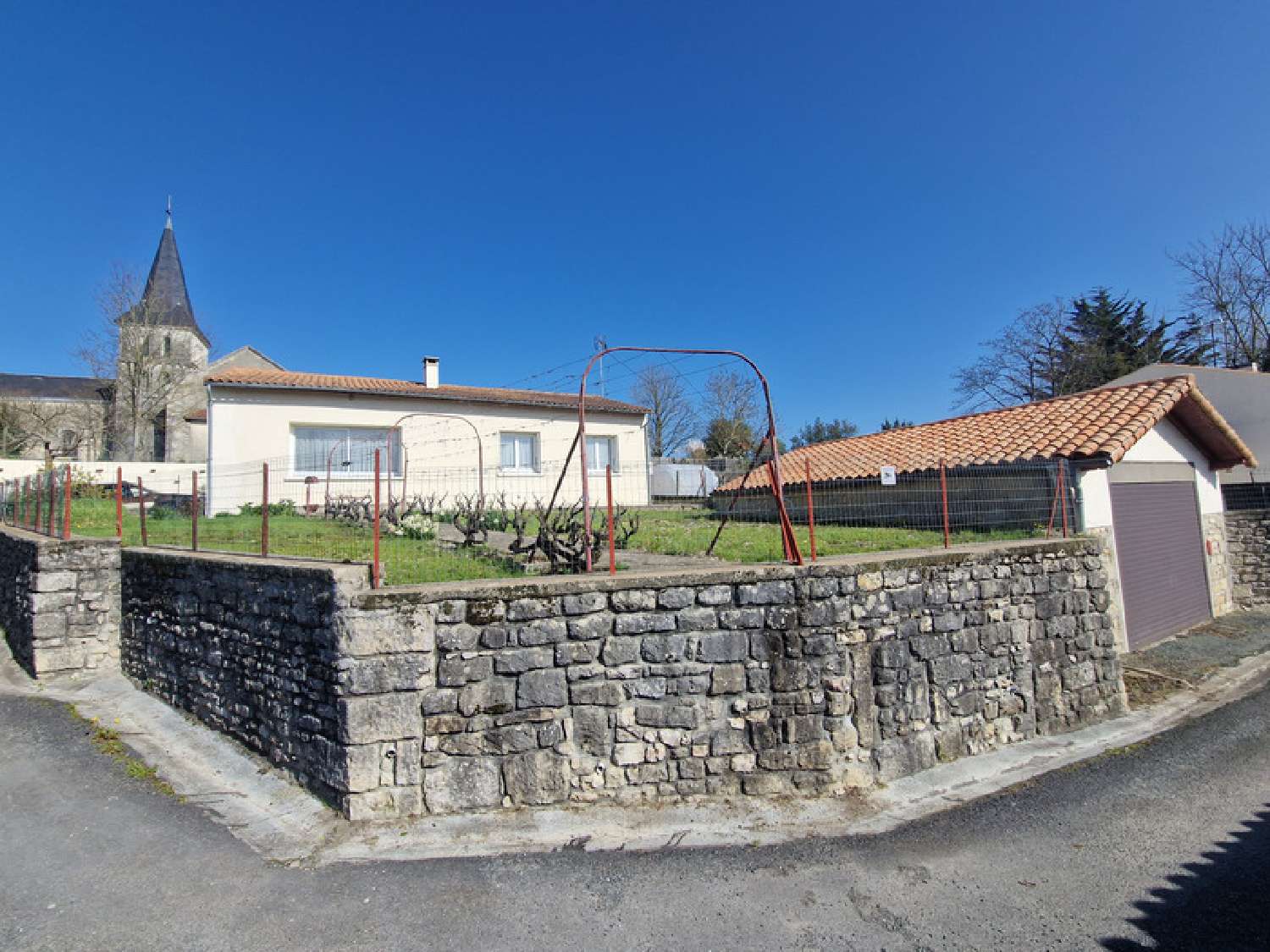  te koop huis Tonnay-Boutonne Charente-Maritime 1