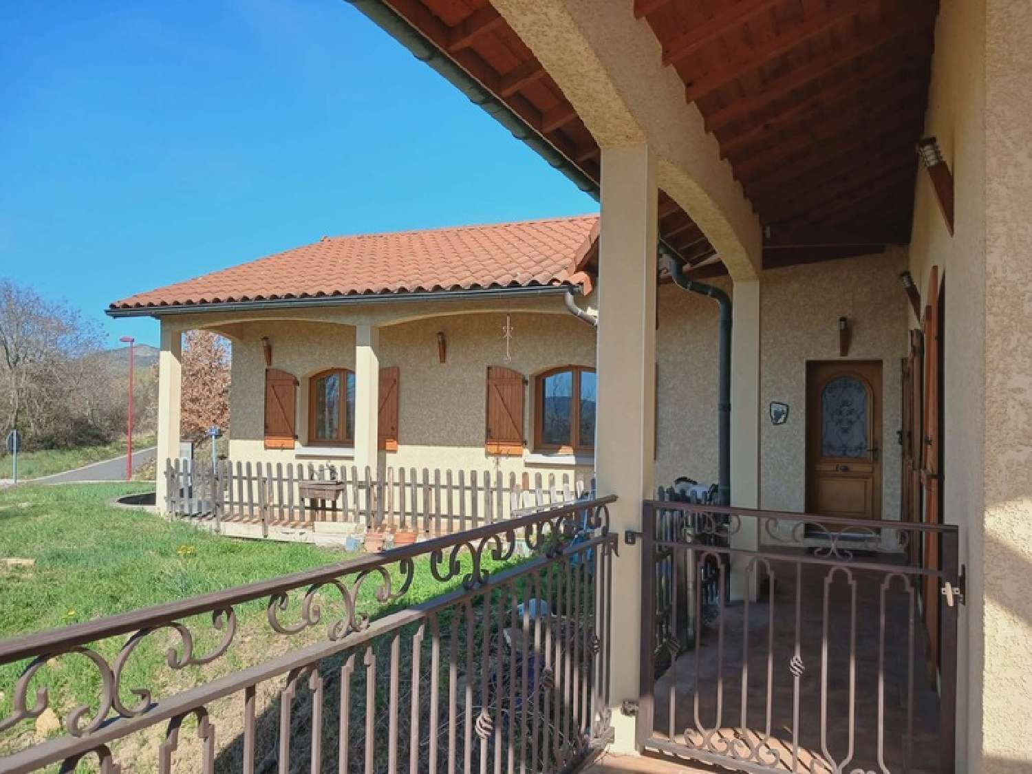  for sale house Vic-le-Comte Puy-de-Dôme 5