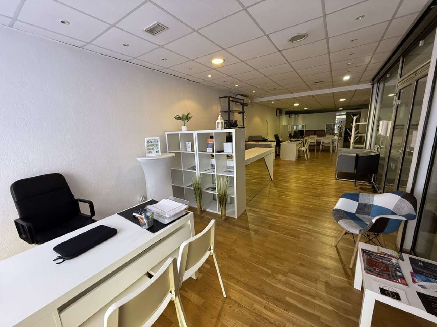  à vendre bureau Istres Bouches-du-Rhône 1
