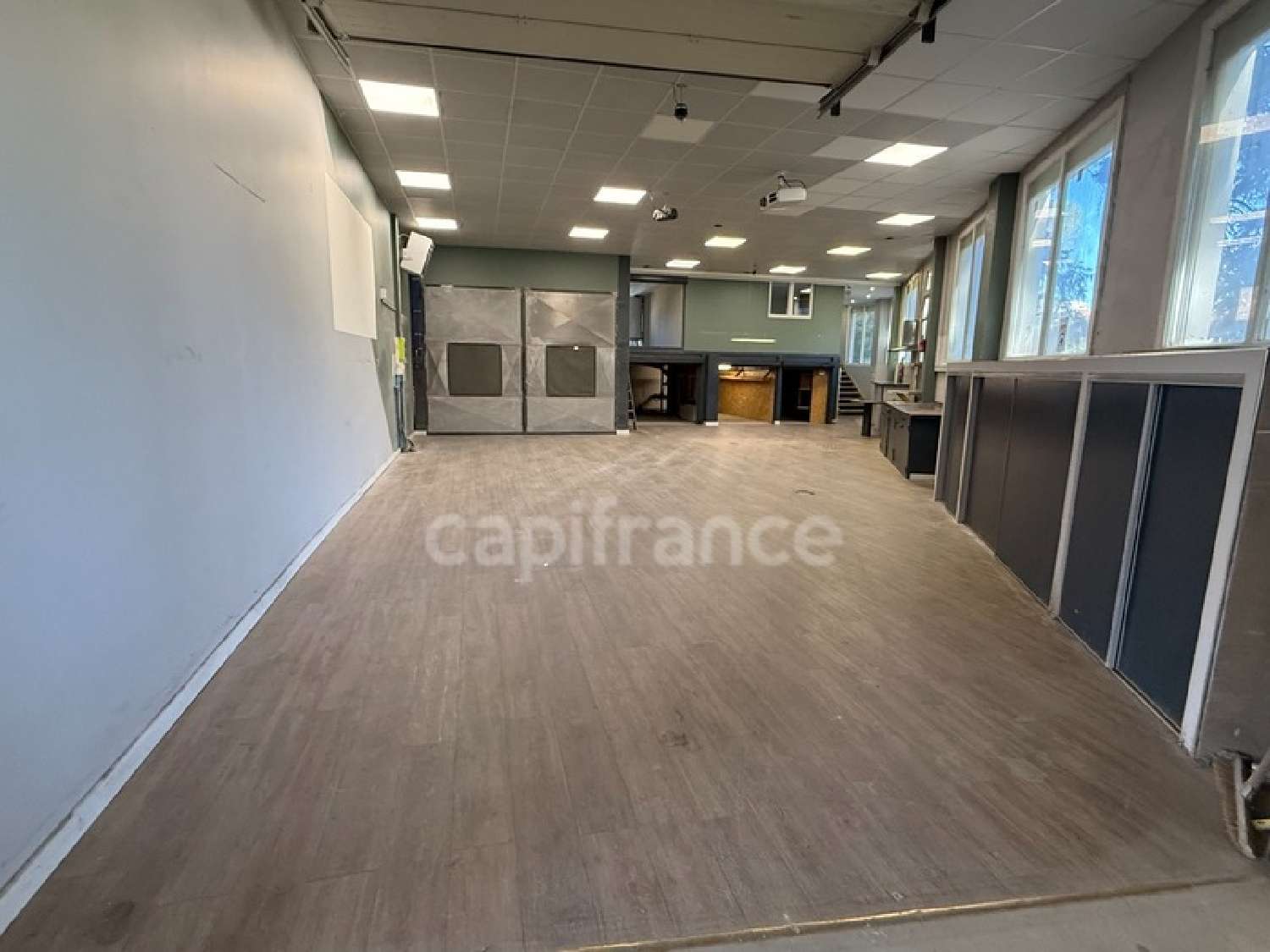 te koop kantoor Lourdes Hautes-Pyrénées 3