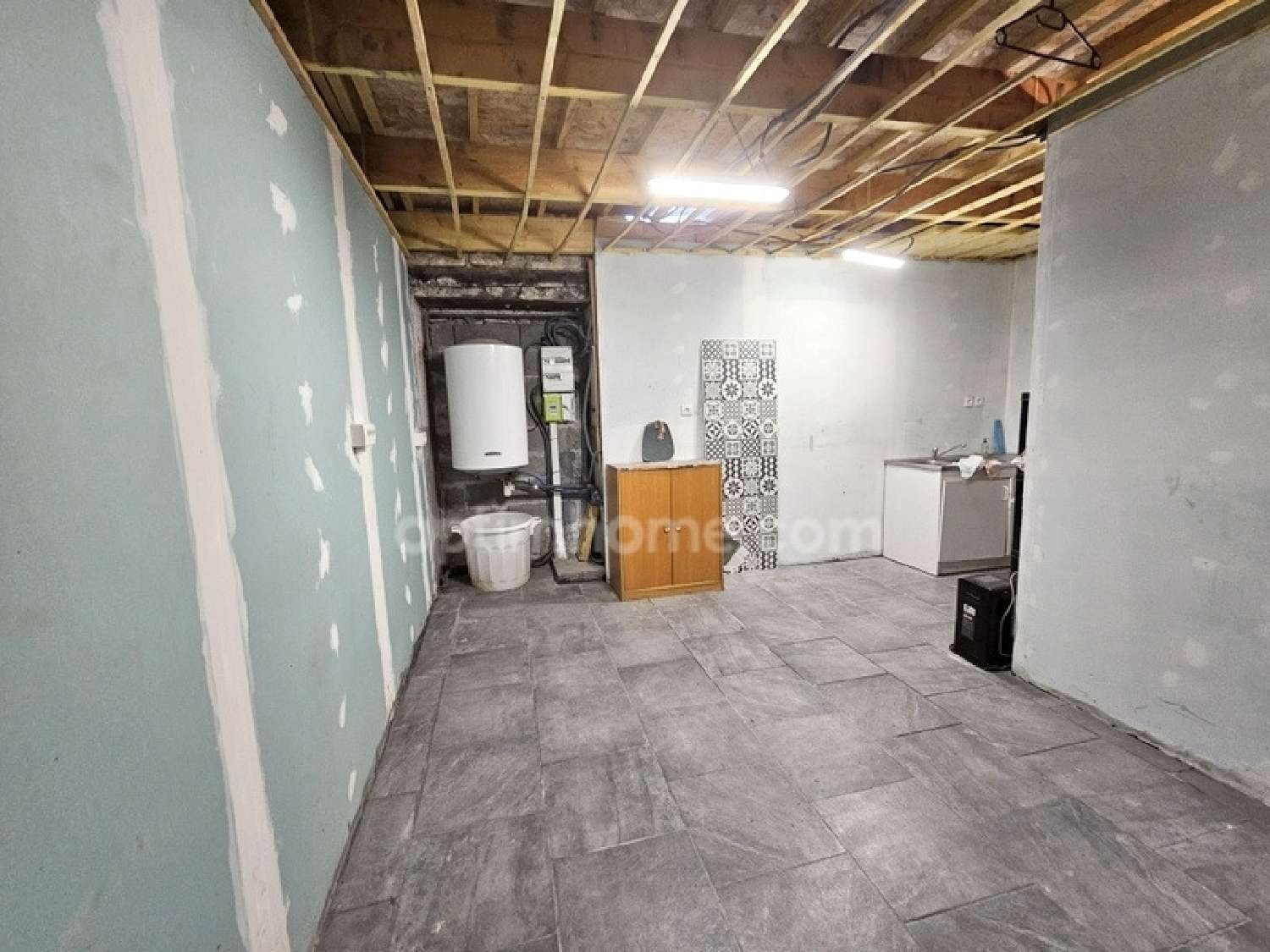  te koop kantoor Saint-Estèphe Charente 4