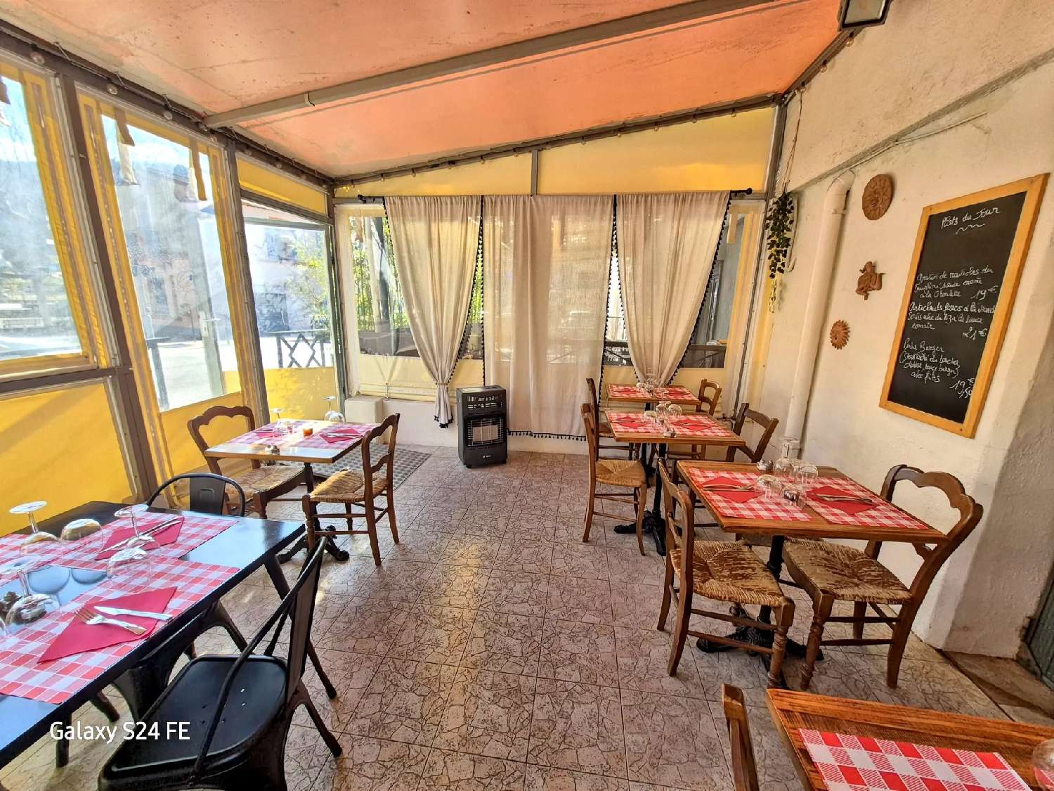  for sale restaurant Évenos Var 5