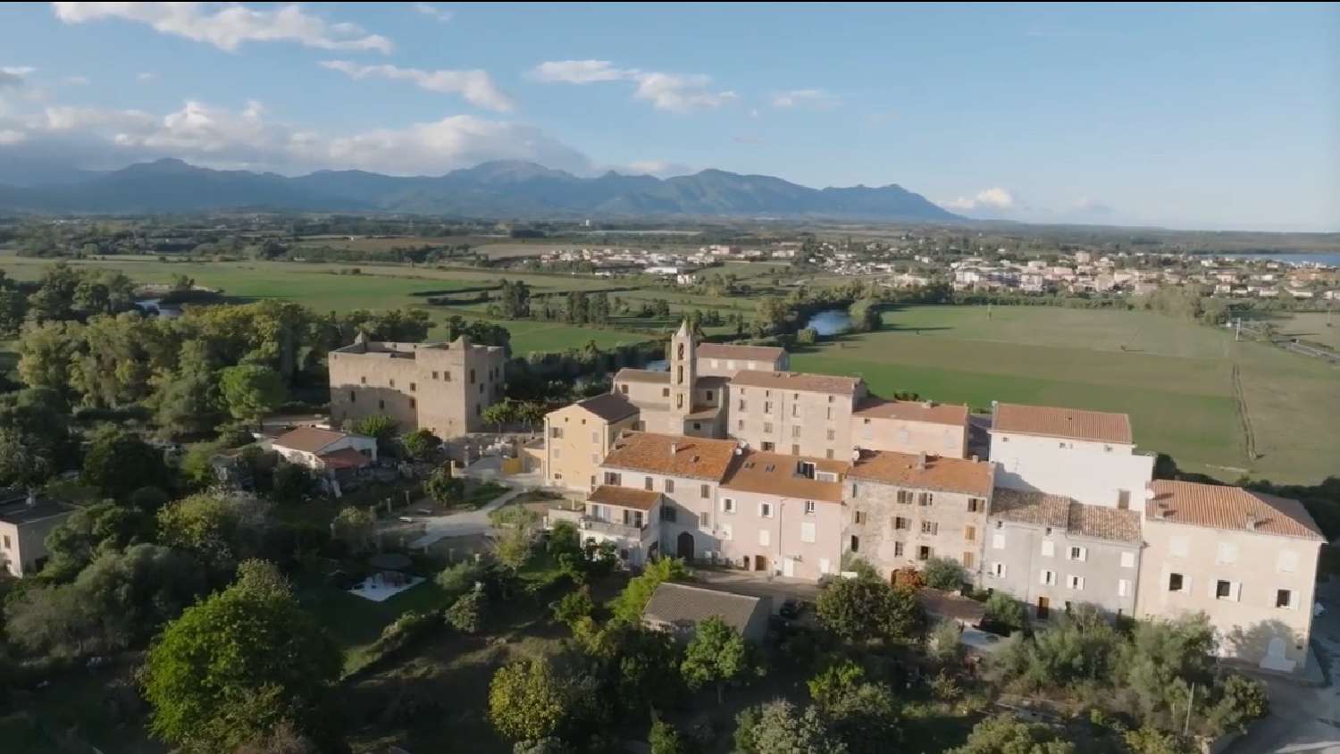  te koop terrein Aléria Haute-Corse 2