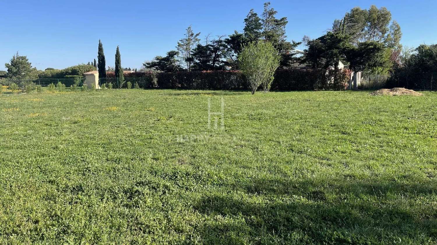 te koop terrein Arles Bouches-du-Rhône 1