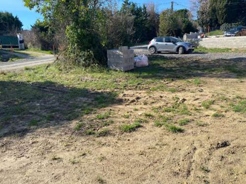 Cardet Gard terrain foto 7296535