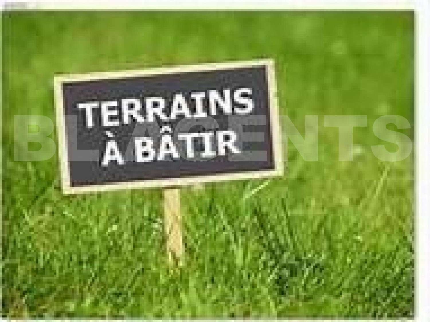 for sale terrain Commer Mayenne 1