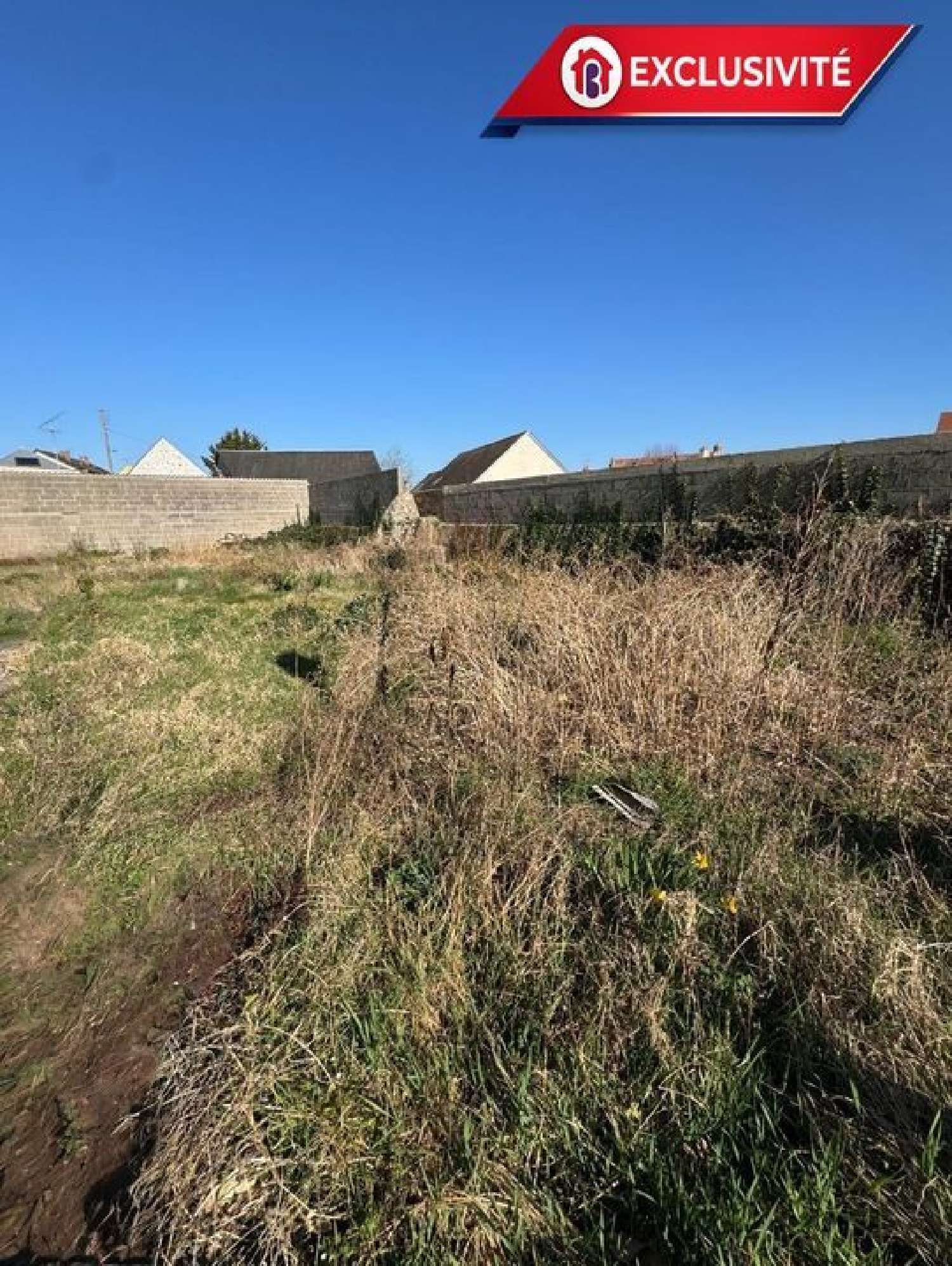  te koop terrein Étampes Essonne 1