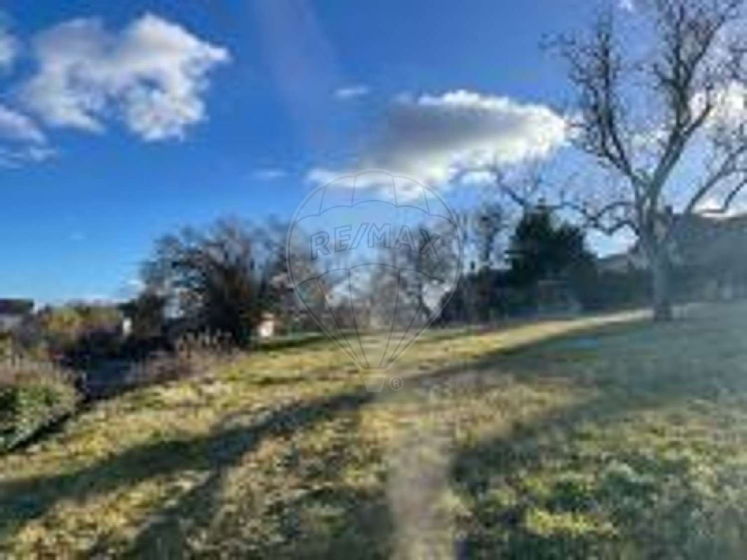  te koop terrein Hauterive Allier 2