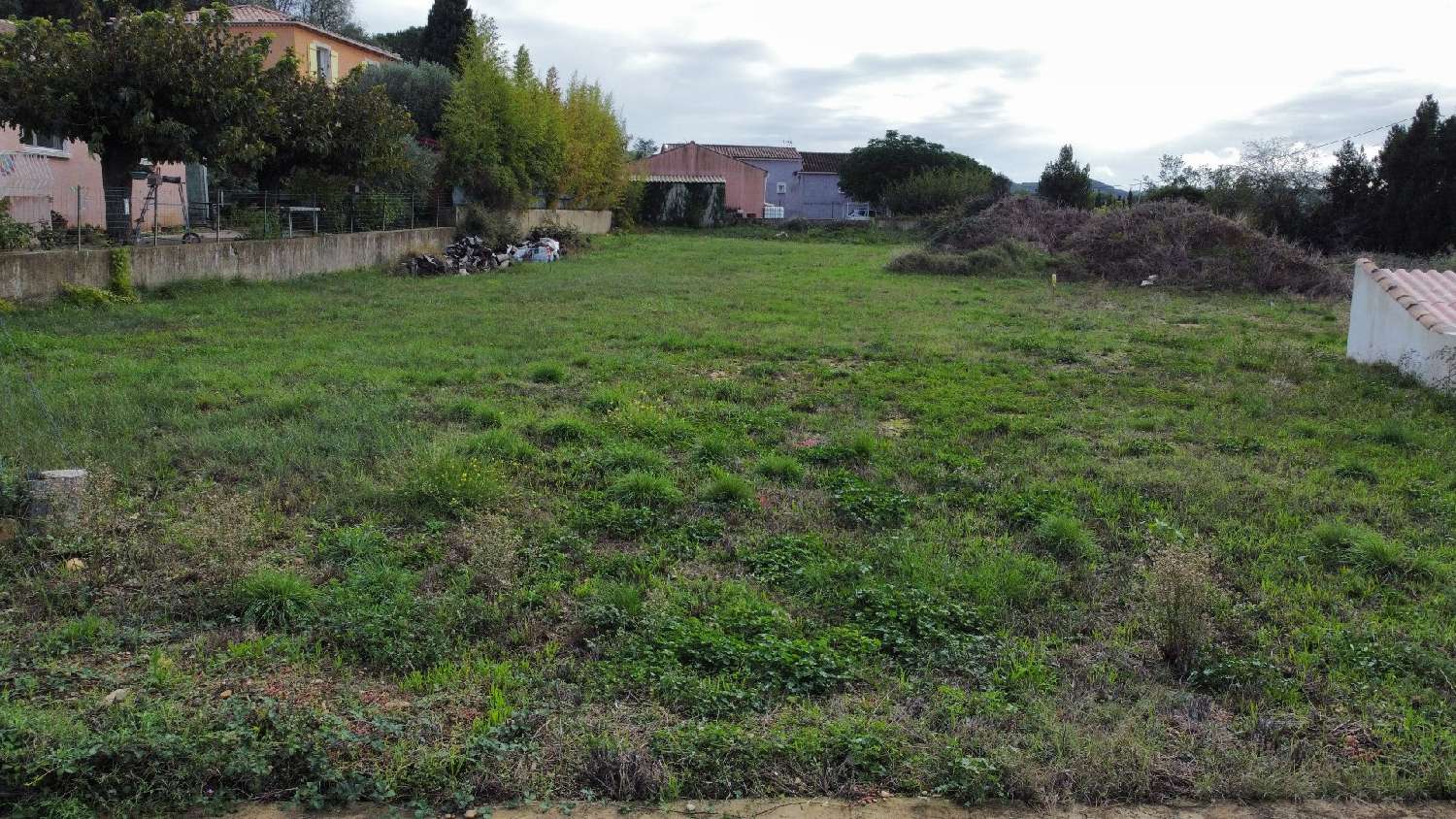  te koop terrein Saint-Laurent-des-Arbres Gard 4