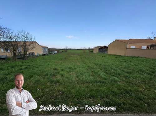 Saint-Saturnin-du-Bois Charente-Maritime terrain foto 7272993