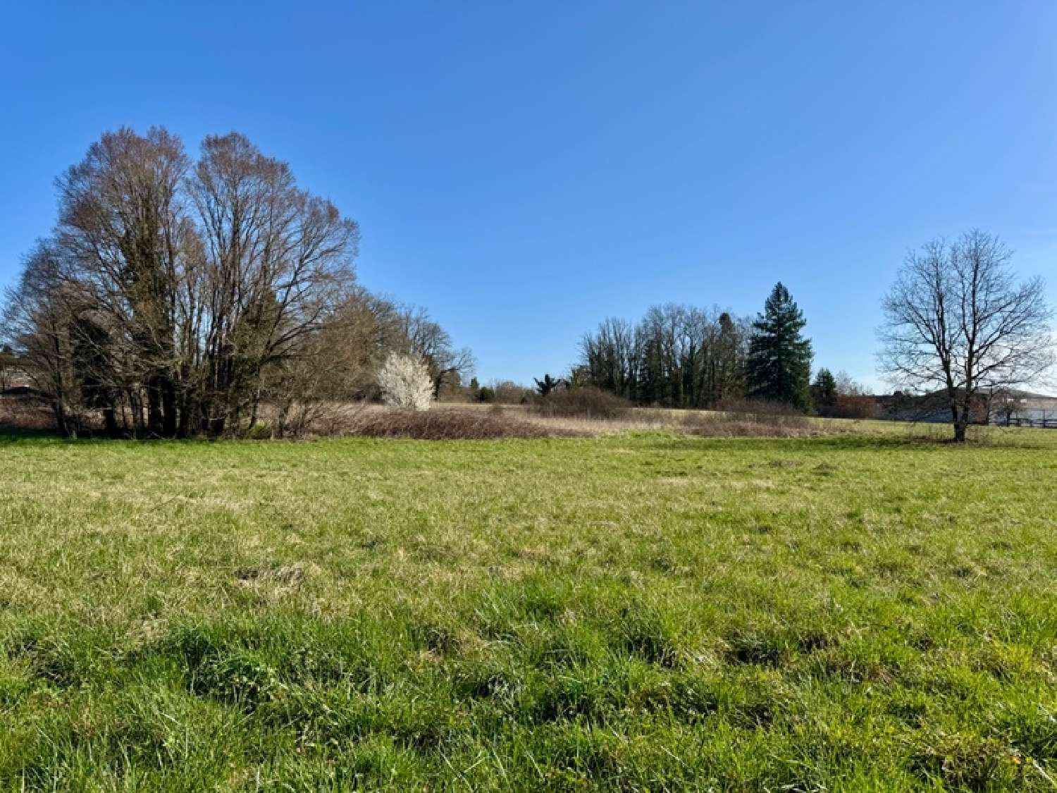  en venta terreno Savignac-les-Églises Dordoña 1