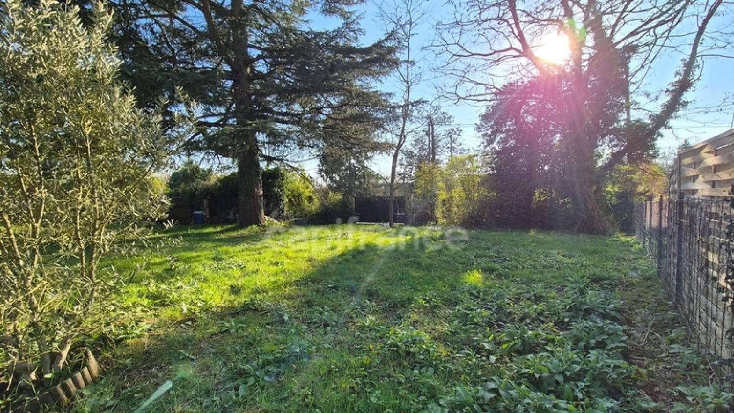 for sale terrain Sermaise Essonne 2