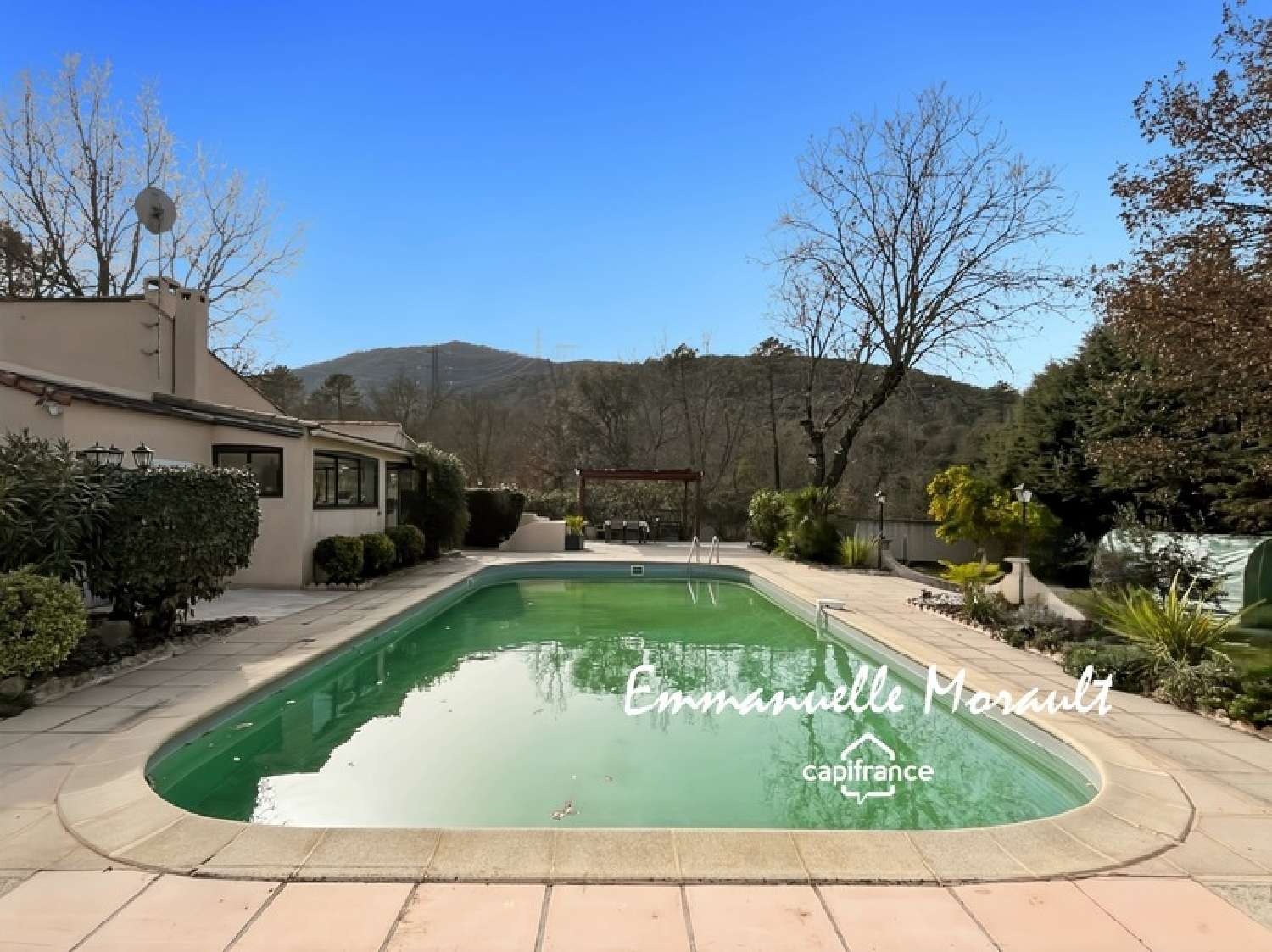  à vendre villa Bagnols-en-Forêt Var 4