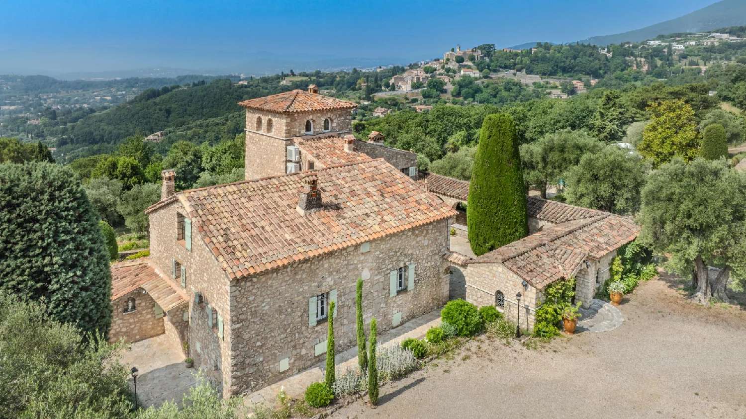  te koop villa Châteauneuf-Grasse Alpes-Maritimes 3
