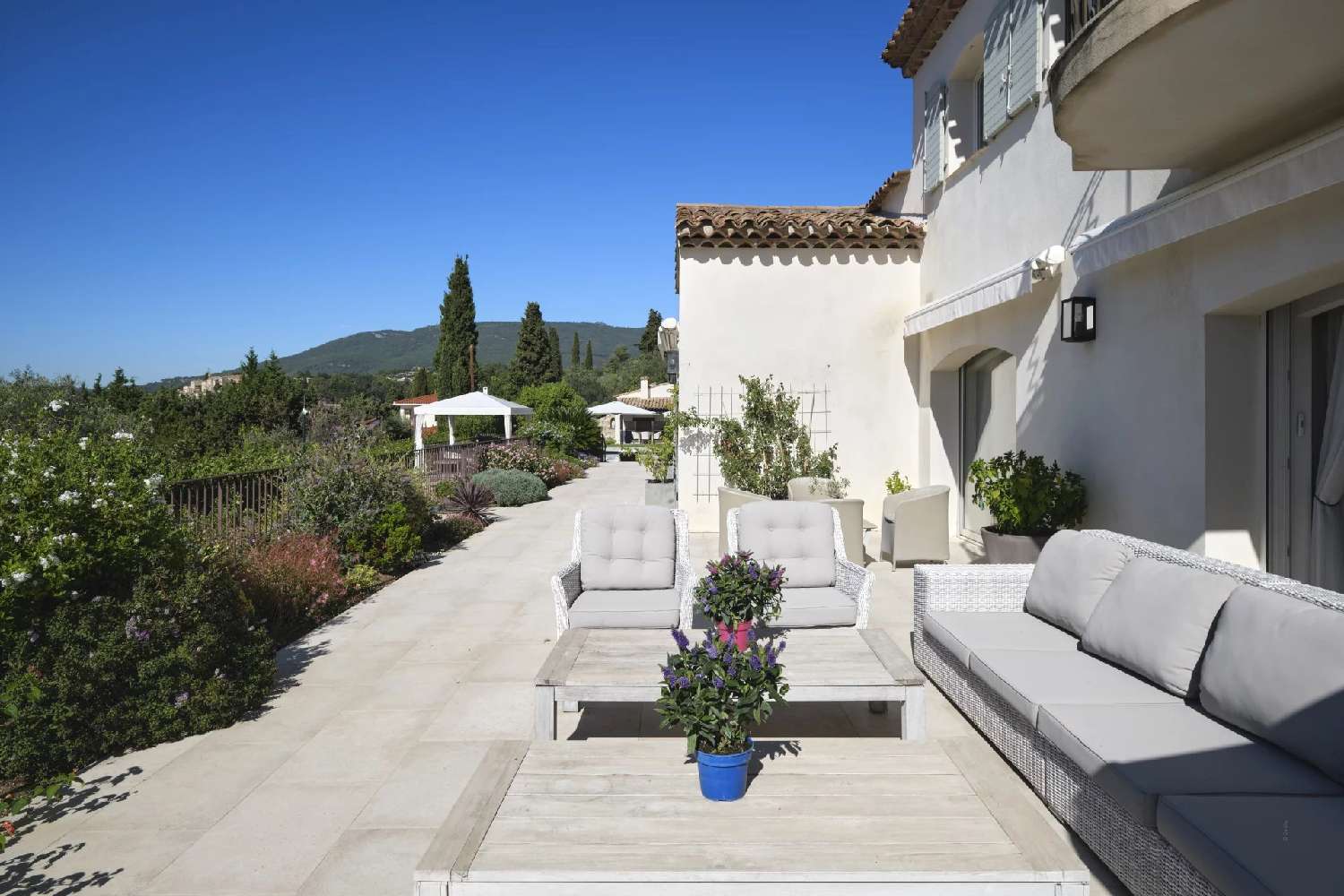  te koop villa Châteauneuf-Grasse Alpes-Maritimes 8