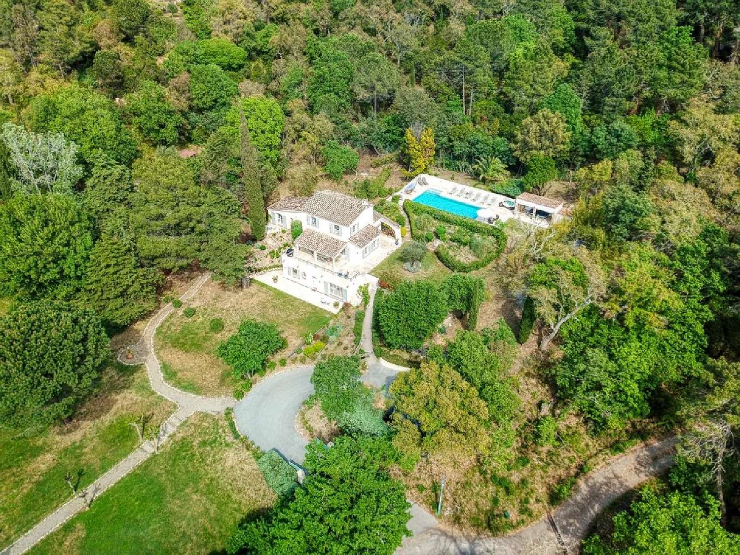  for sale villa Cogolin Var 3