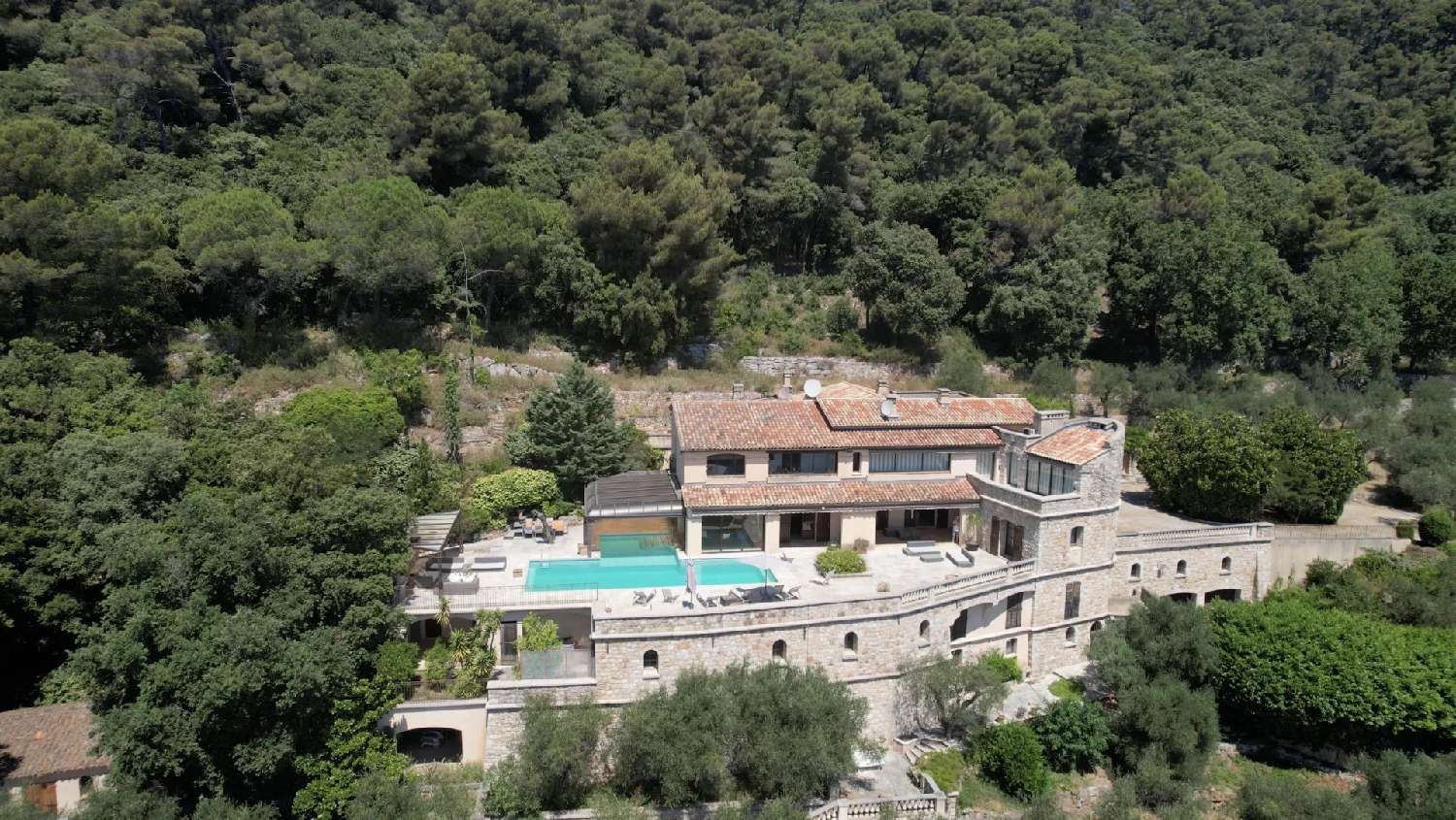  à vendre villa Grasse Alpes-Maritimes 2