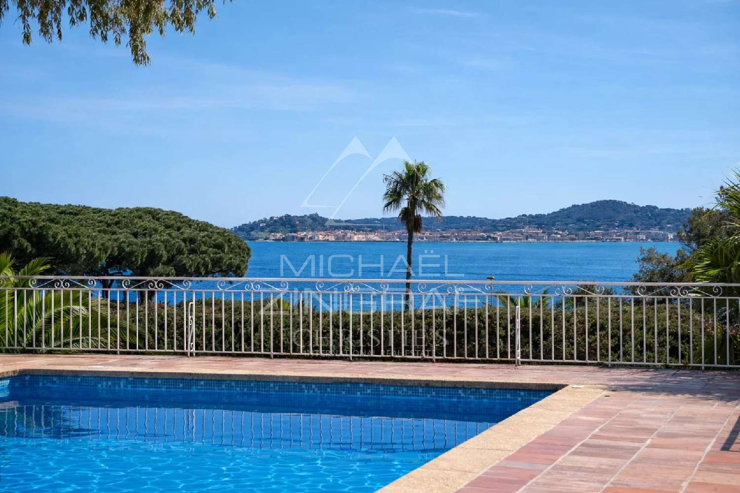  for sale villa Grimaud Var 1