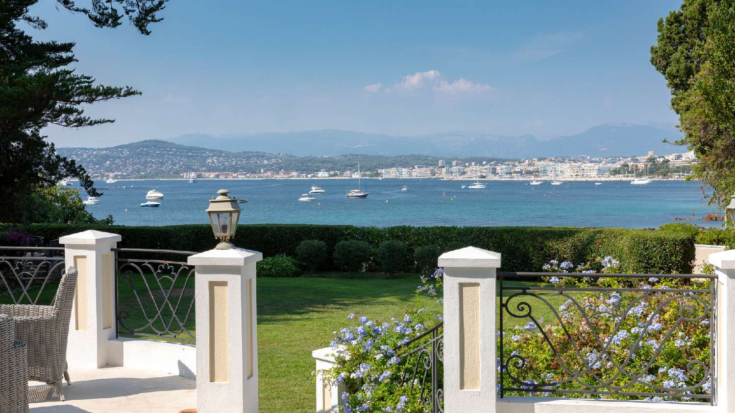  te koop villa Juan-les-Pins Alpes-Maritimes 4
